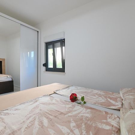 Villa Ami Kustići Szoba fotó