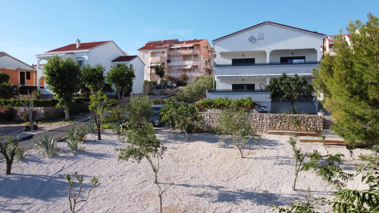 Villa Ami Kustići Kültér fotó