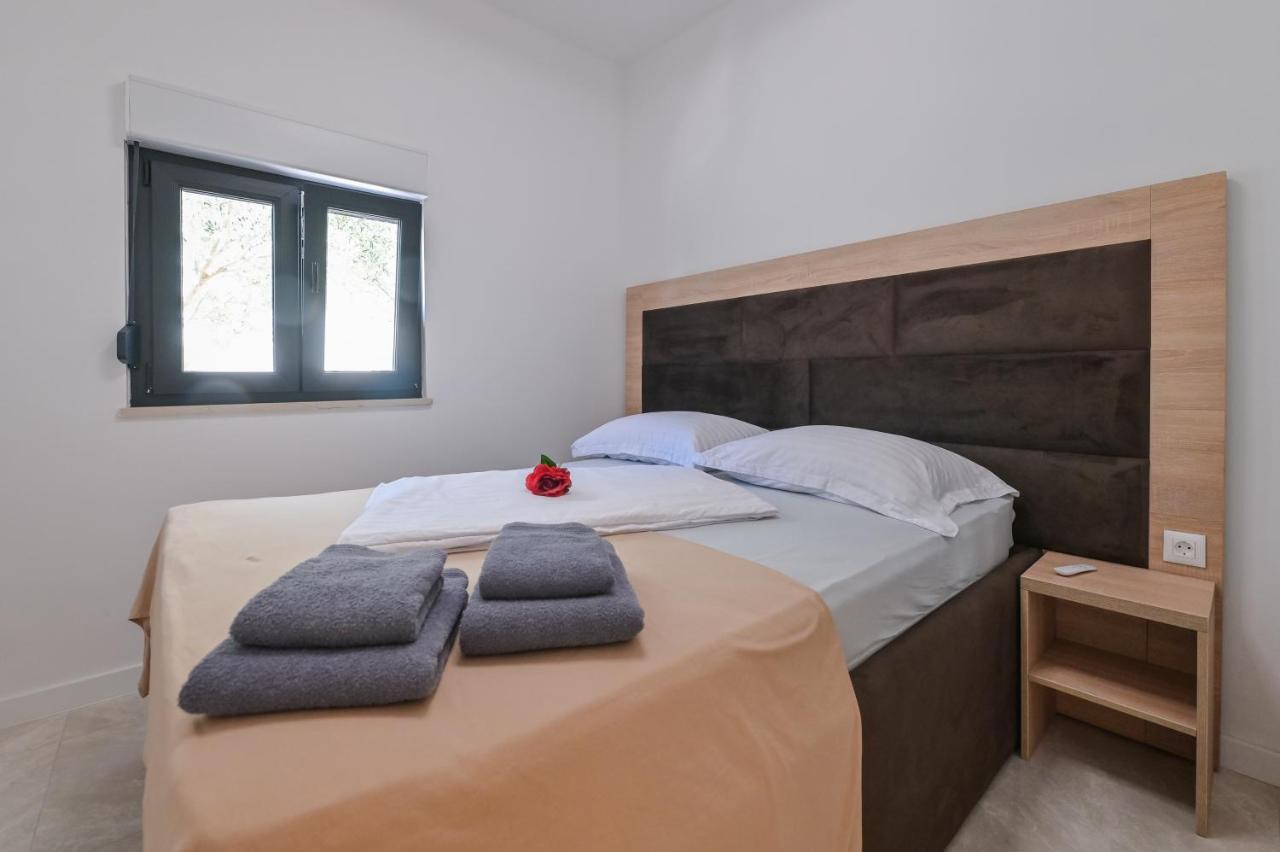 Villa Ami Kustići Kültér fotó